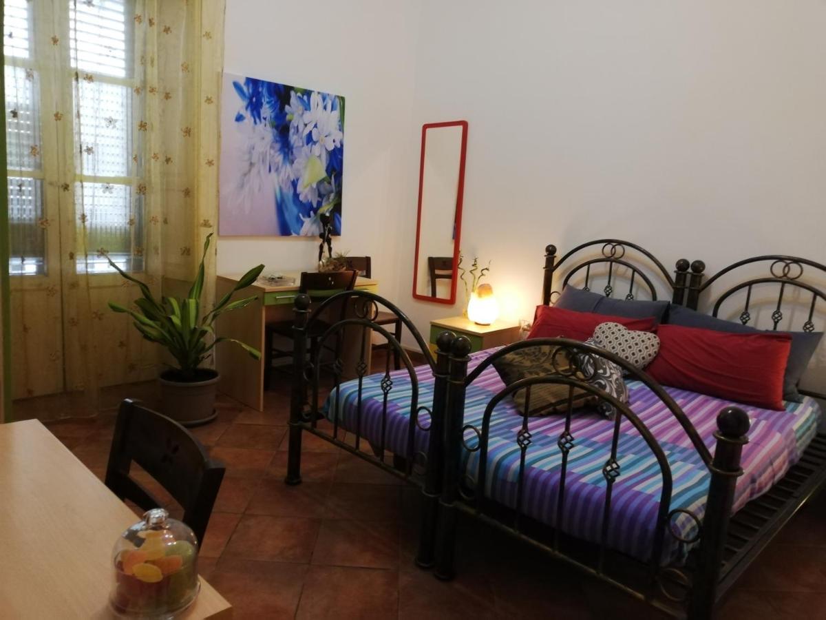 Guglielmo Room'S B&B Katania Zewnętrze zdjęcie