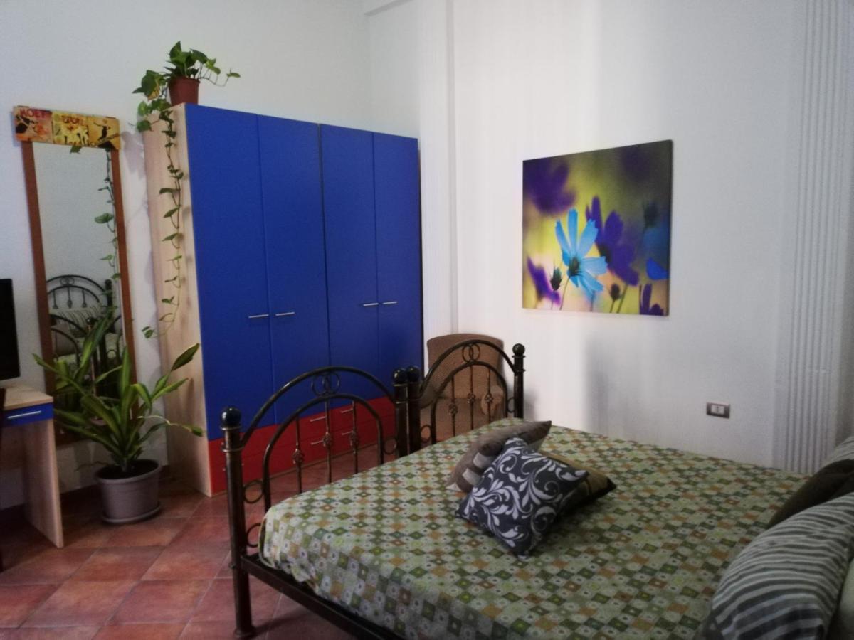Guglielmo Room'S B&B Katania Zewnętrze zdjęcie