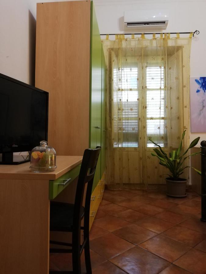 Guglielmo Room'S B&B Katania Zewnętrze zdjęcie